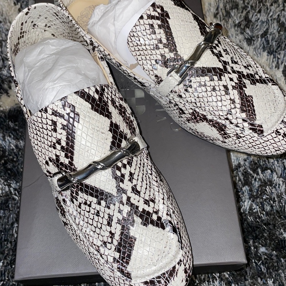 Vince Camuto Shoes